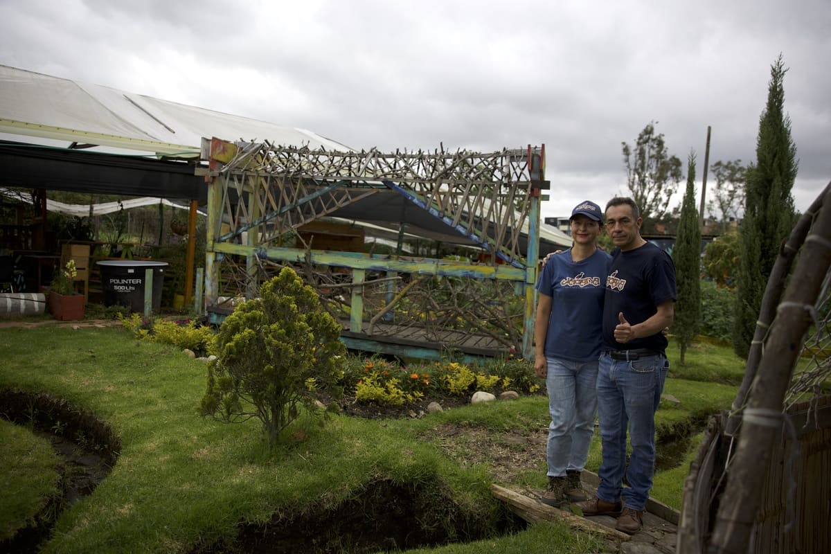 Alexandra Rodríguez y su esposo, líderes y administradores de la Huerta Jacana. Emprendedores turisticos. Foto. Juan José Sotelo - IDT