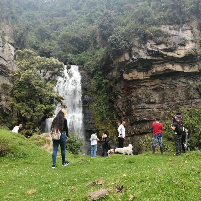 Vive una Semana Santa de Fe y Naturaleza: Ruta de las 10 Iglesias hacia el Guavio