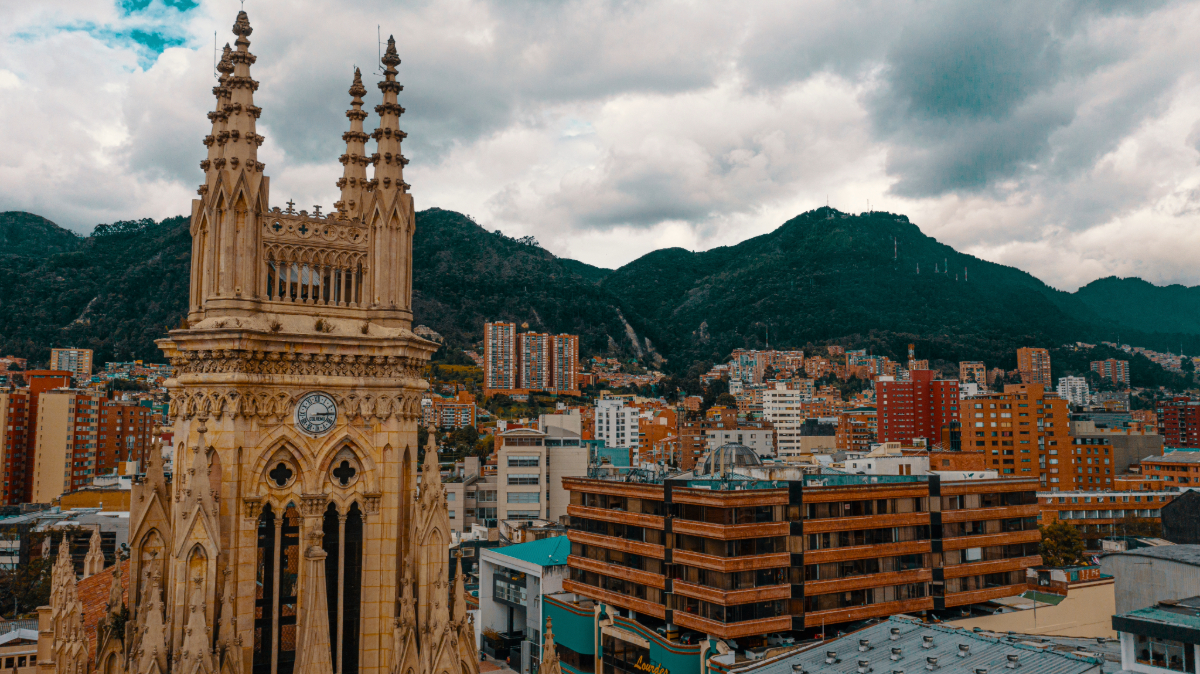 Iglesia de Lourdes - Ricardo Báez (Archivo IDT)